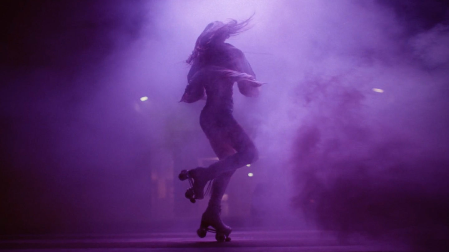vivo + apple -  rollergirls